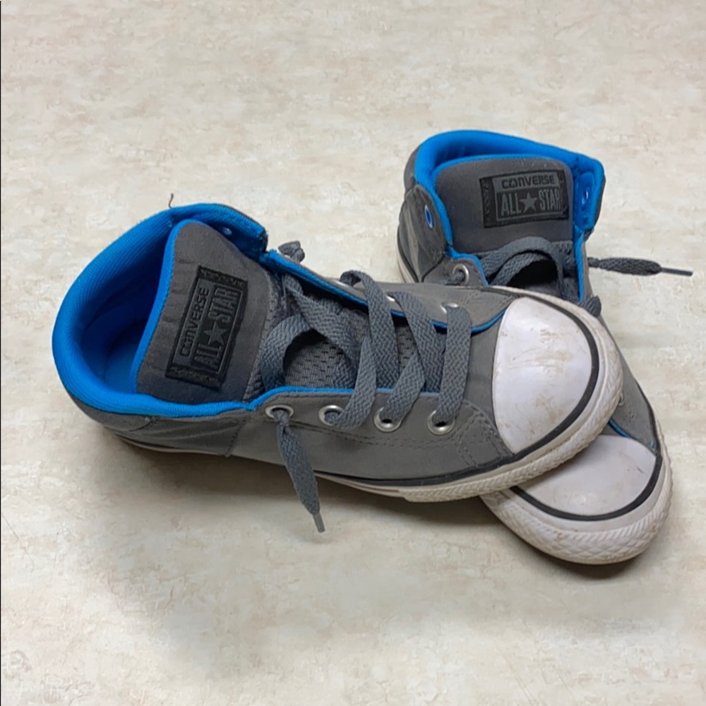 Boys Converse two tone High tops size 3